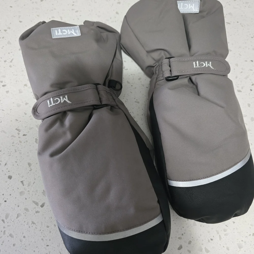 Kids' Cozy Gray Mittens